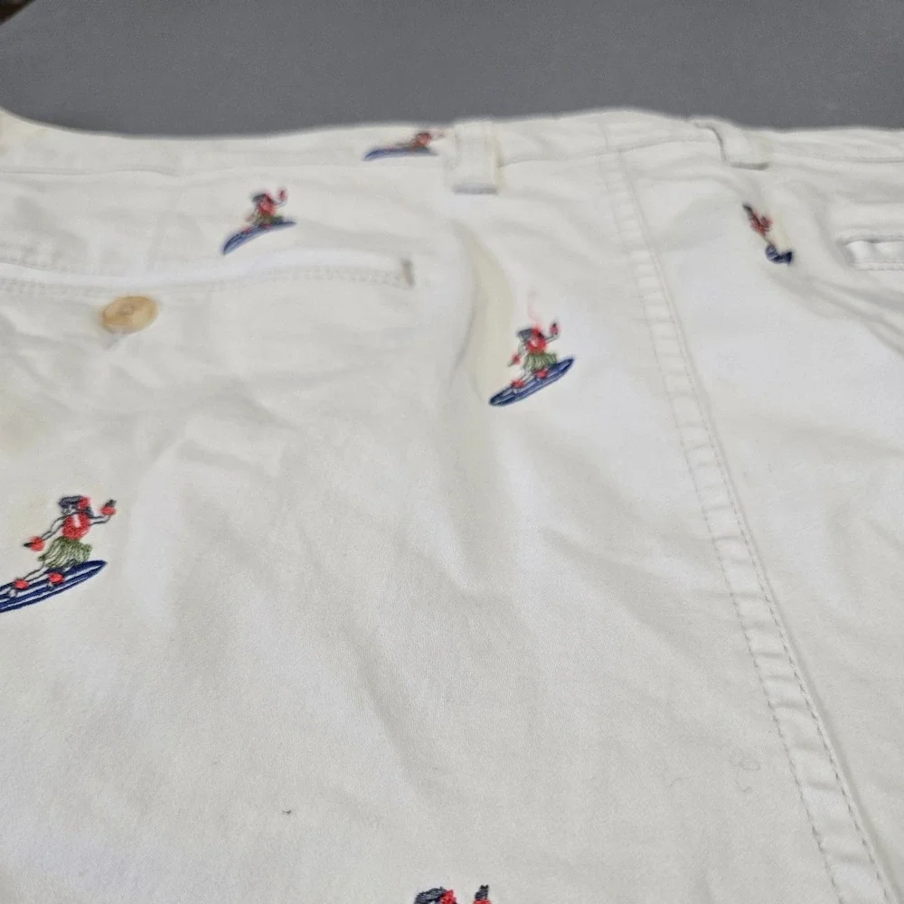 Tommy Bahama Mens 42 Shorts Surfboard Embroidered Beige Casual Chino - Picture 9 of 15